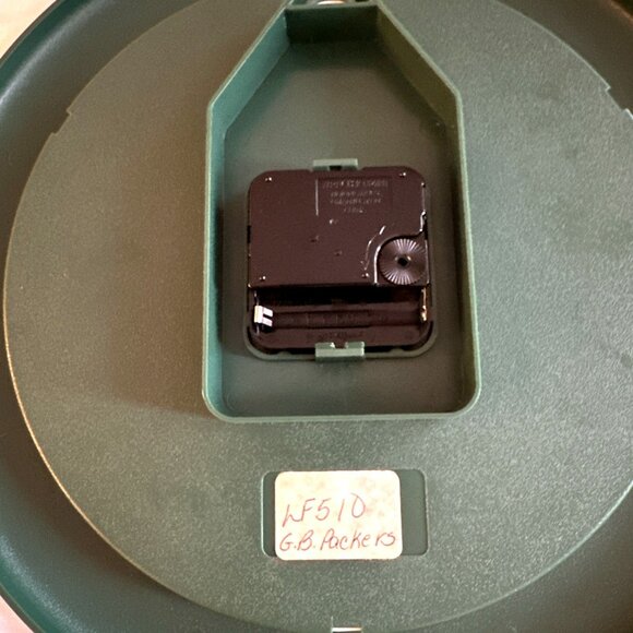 1995 Green Bay Packers Bulova Wall Clock NFL Football Round 11.5" Analog New Box - Picture 5 of 7